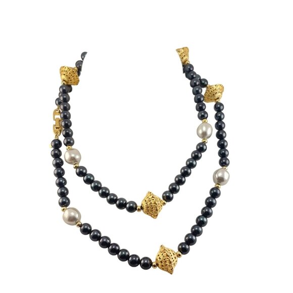 Vintage 1970s Napier Black Faux Tahitian & Grey Faux Baroque Pearls with Detaile - Picture 3 of 6
